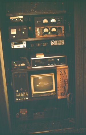 CLOSET74APR20.JPG, 22 kB