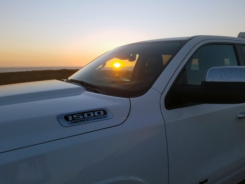 20220904_193948TruckSun.jpg, 39kB