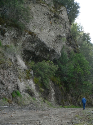 20080403ROCKBEN.JPG, 109 kB