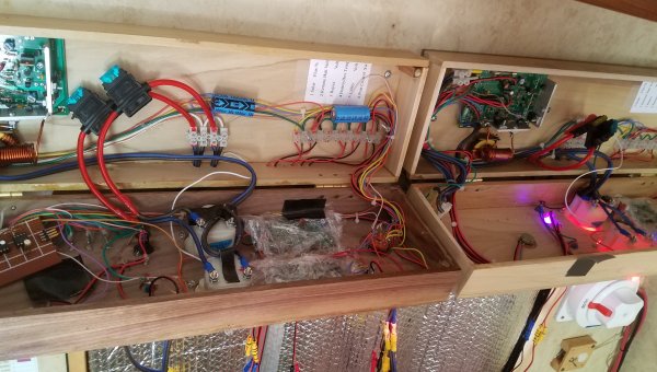 Early2Boxes.jpg, 58kB