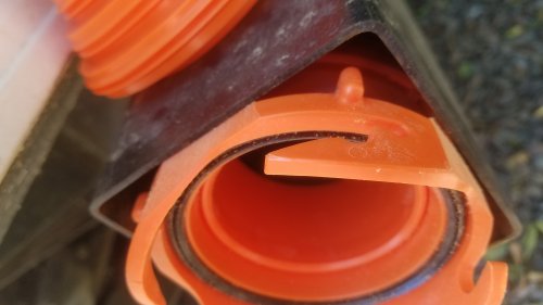 20190613_HoseGround.jpg, 21kB