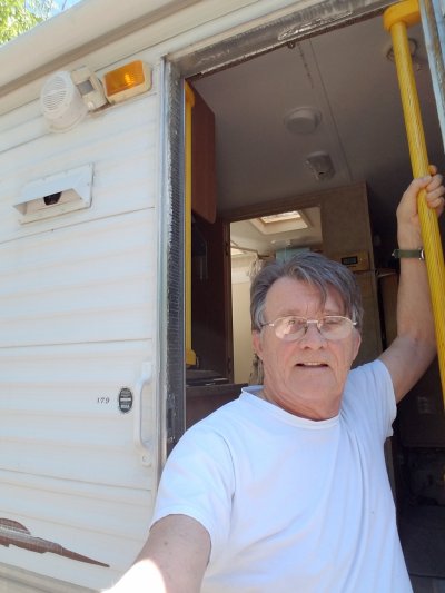 20200521_Rail2.jpg, 33kB