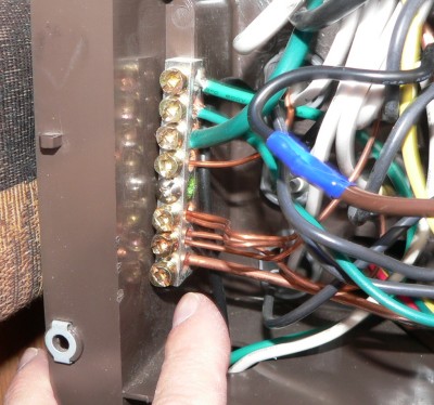 AC-Grn-Buss.jpg, 48kB