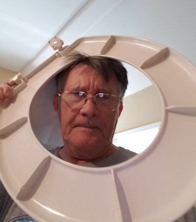 BathOldSeat20180705_103330.jpg, 20kB