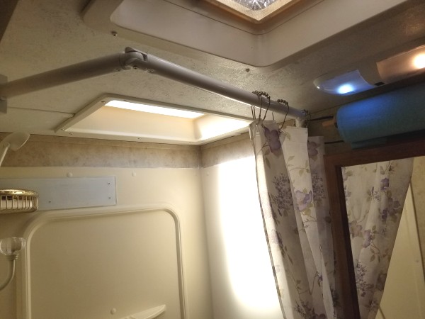 BathRodOut.jpg, 48kB