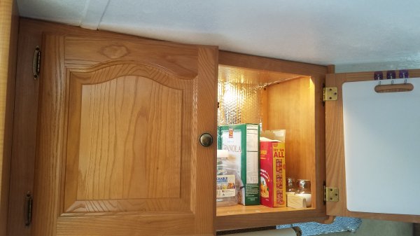 DoorKitchT2.jpg, 34kB