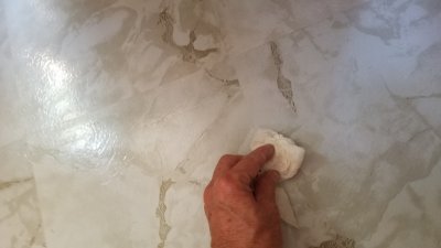 FloorRubIn20180903.jpg, 12kB