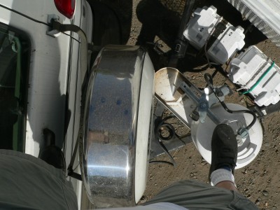 HardRightParWheelCovTop.jpg, 38kB