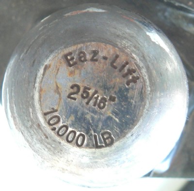 Hitch-Ball-2516-400.JPG, 35kB