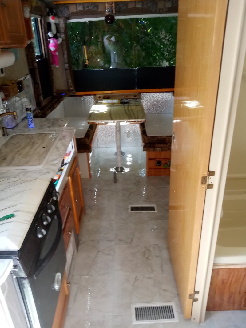 IMG_20230817_151105InsideIel.jpg, 115kB