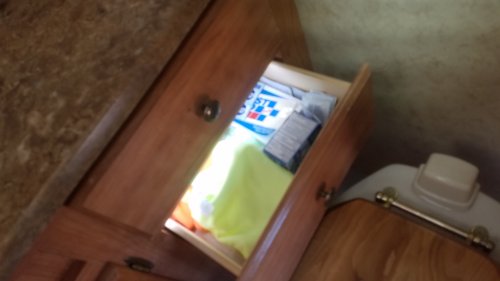 Light-BathD2.jpg, 18kB