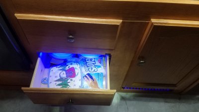 LightSinkDrower2.jpg, 16kB