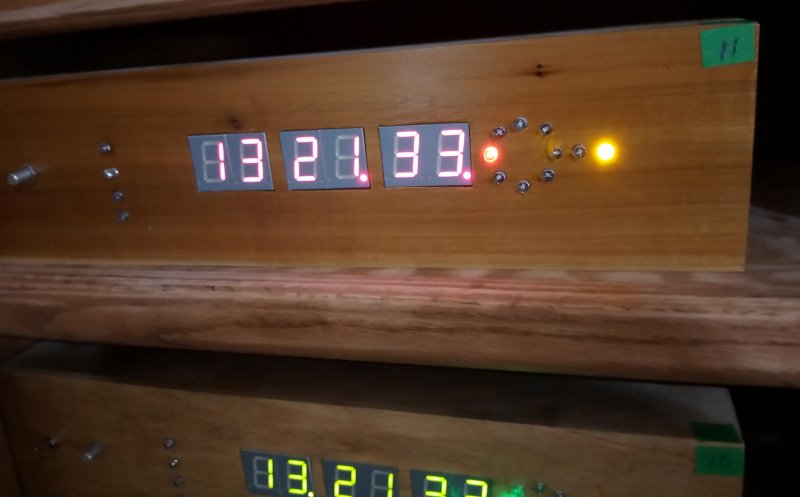 MClock-11Front.jpg, 41kB