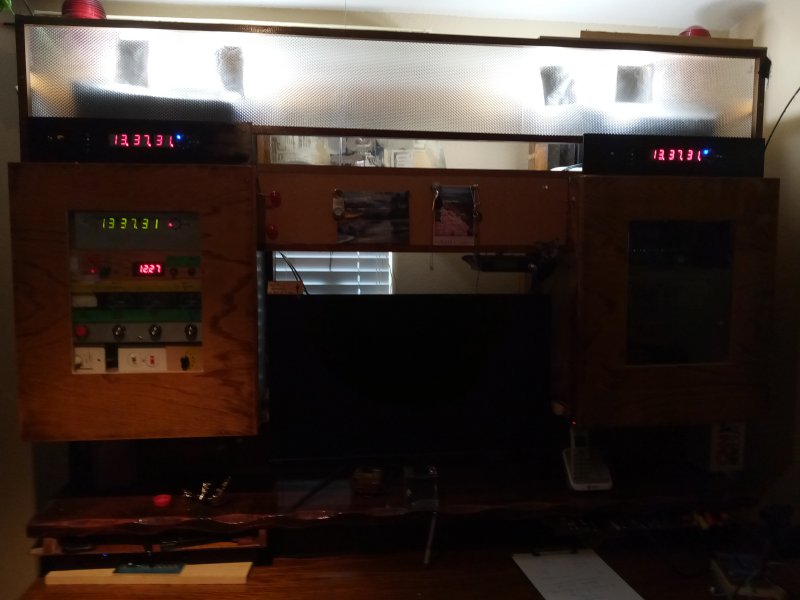 MClock-1718.jpg, 54kB