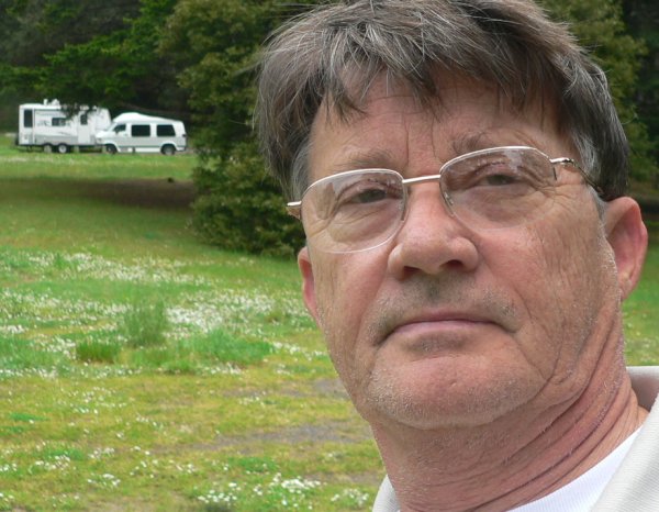 Me-Almanor.JPG, 62kB