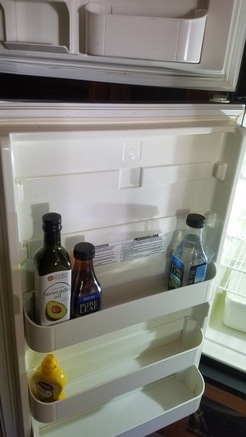 RefrigDoor.jpg, 62kB