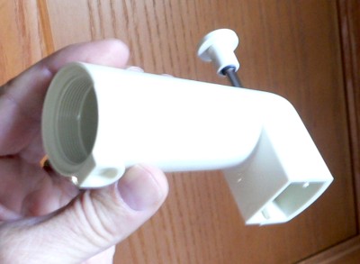 Shower-TubNose.JPG, 21kB