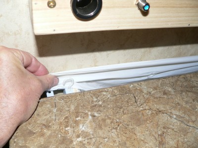 Table-Garbage80.JPG, 35kB