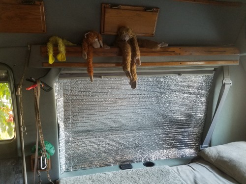 VanWinRBackIn.jpg, 59kB